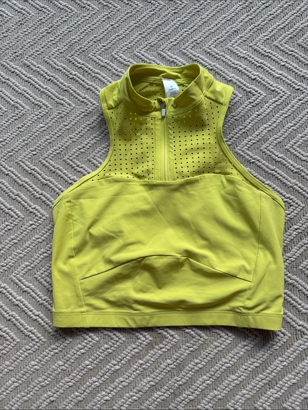 Lululemon size 6 sports bra